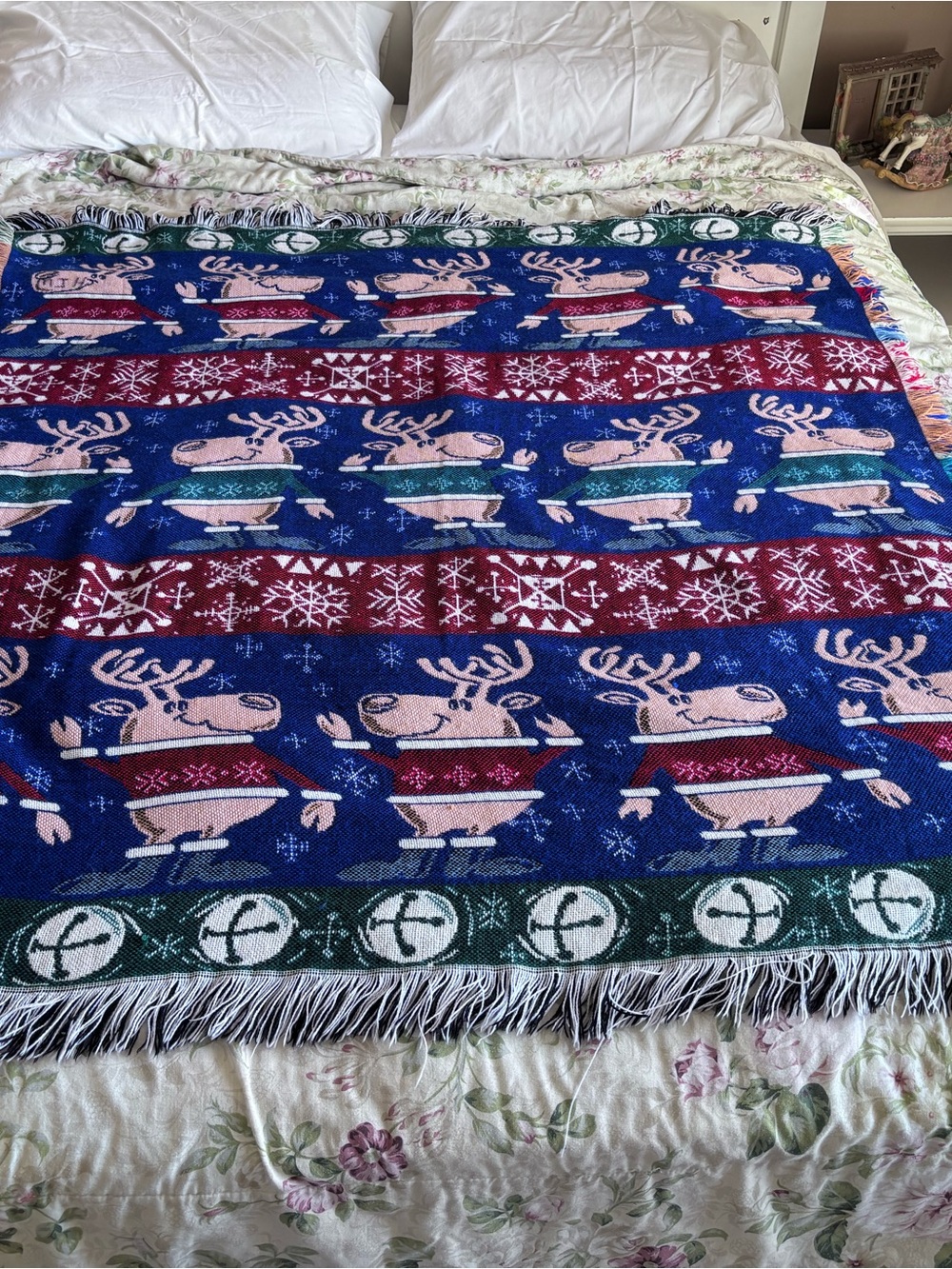 Holiday Reindeer Throw Blanket - Blue 52x48 Lightweight Christmas
